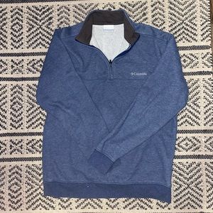 Columbia Pull-over sweatshirt